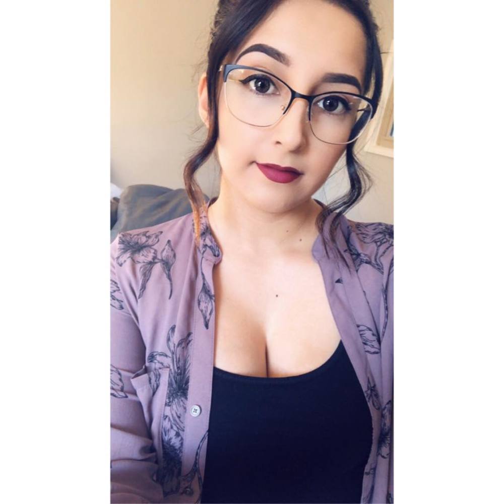 Meet your Posher, Maria